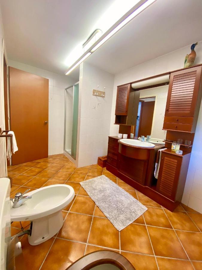 La Casetta Dalla Porta Rossa Nebbiuno Exterior foto